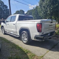 2019 GMC Truck
