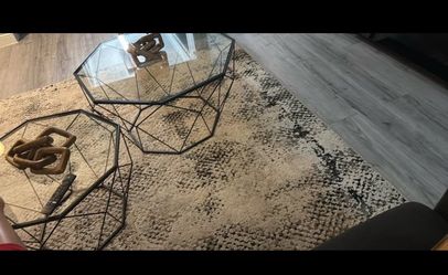 Leaving room rug