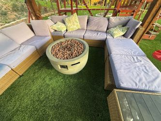 Outdoor patio set