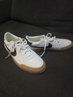 Nike Court Shot sneakers