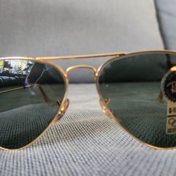 NOS Vintage Rayban Sunglasses 