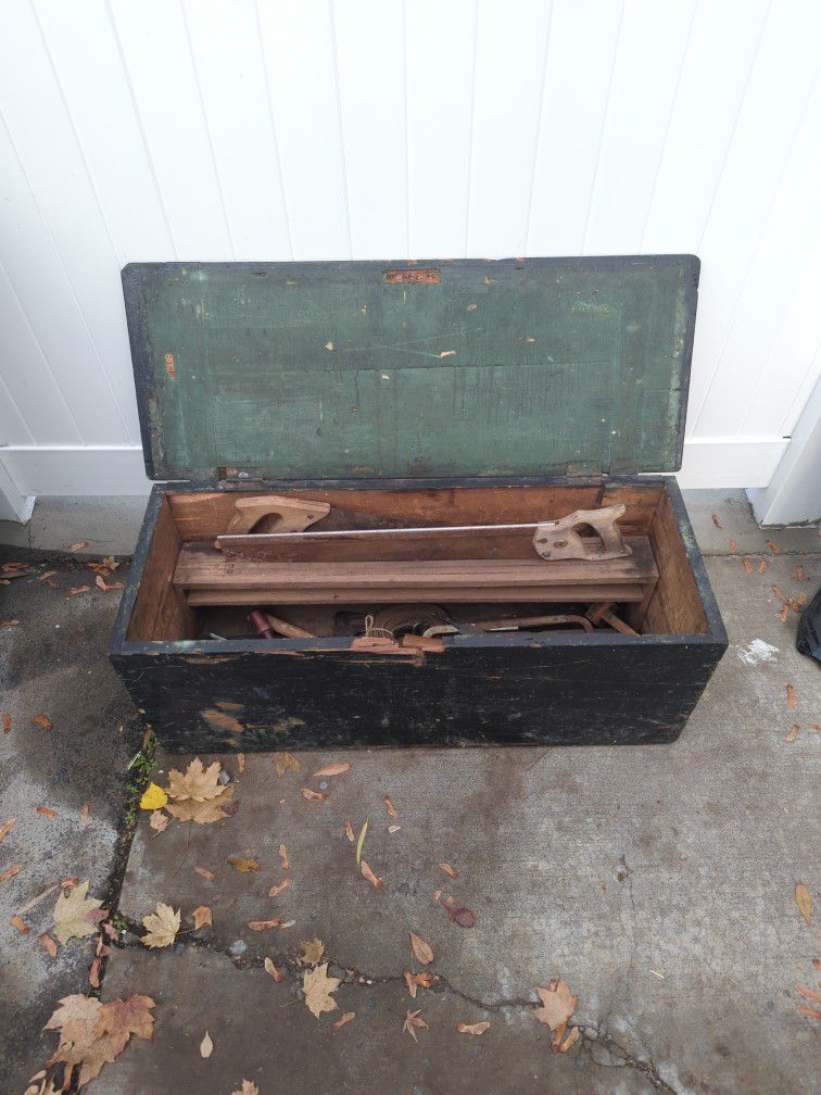 Antique Carpenter Box With Tools