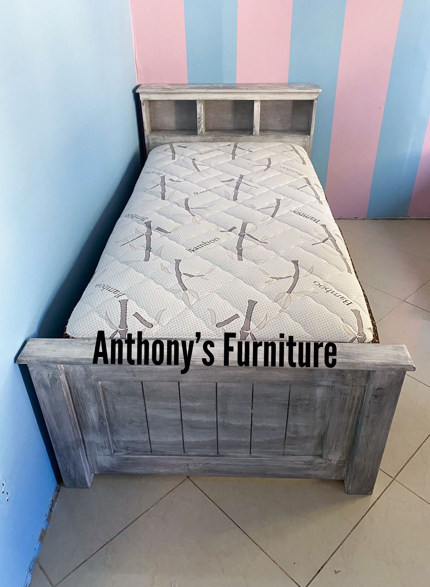 Twin bed & bamboo mattress