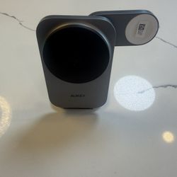 Aukey 15W 3in1 Charging Station 