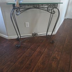 Entry glass table
