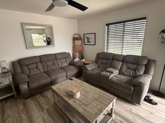 Pretty grey couch - dm offers