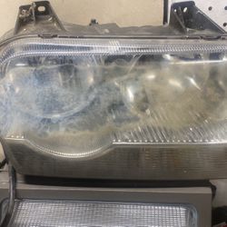 2005 -2010 Passenger headlight