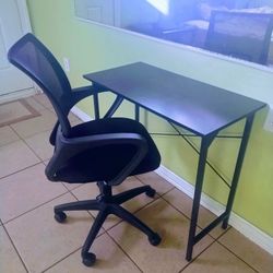 Desk With Chair 