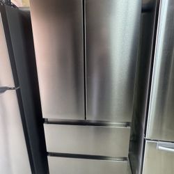 Refrigerator 27.7 Wide 
