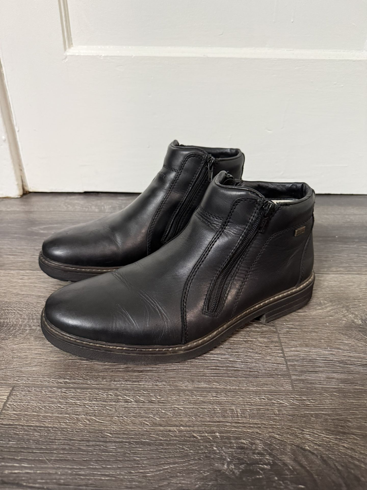 Men's Size 42(8)Leather Ankle Boots