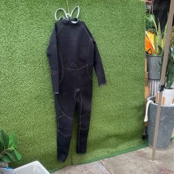 Traje De Para busear En buenas Condisiones