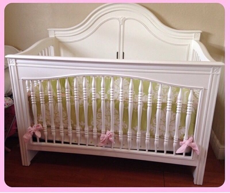 Stanley Young America Isabella Crib