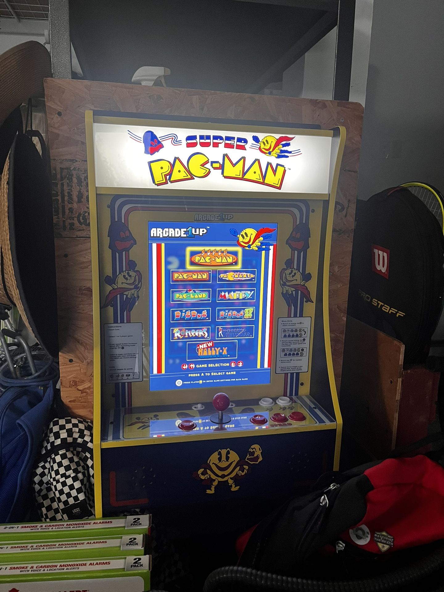 Pac-Man Wall arcade