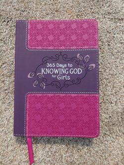 365 days to knowing God for girls