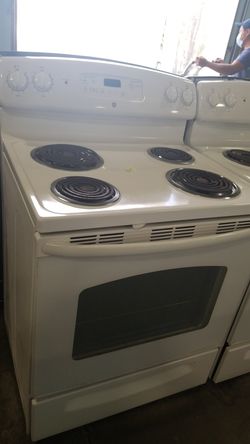 Ge electric coil top Stove 30inches