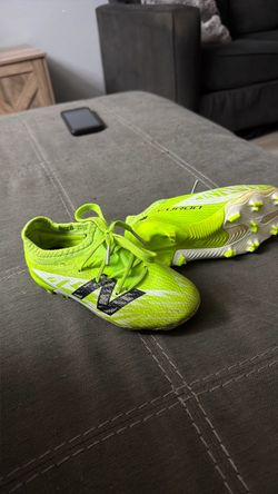 New balance Soccer Cleats 11.5 (kids)