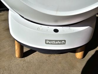 Pet safe automatic Self Cleaning cat litter box