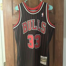 Scottie Pippen Bulls Jersey 