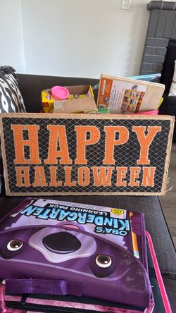 Happy Halloween wood Sign Sturdy 