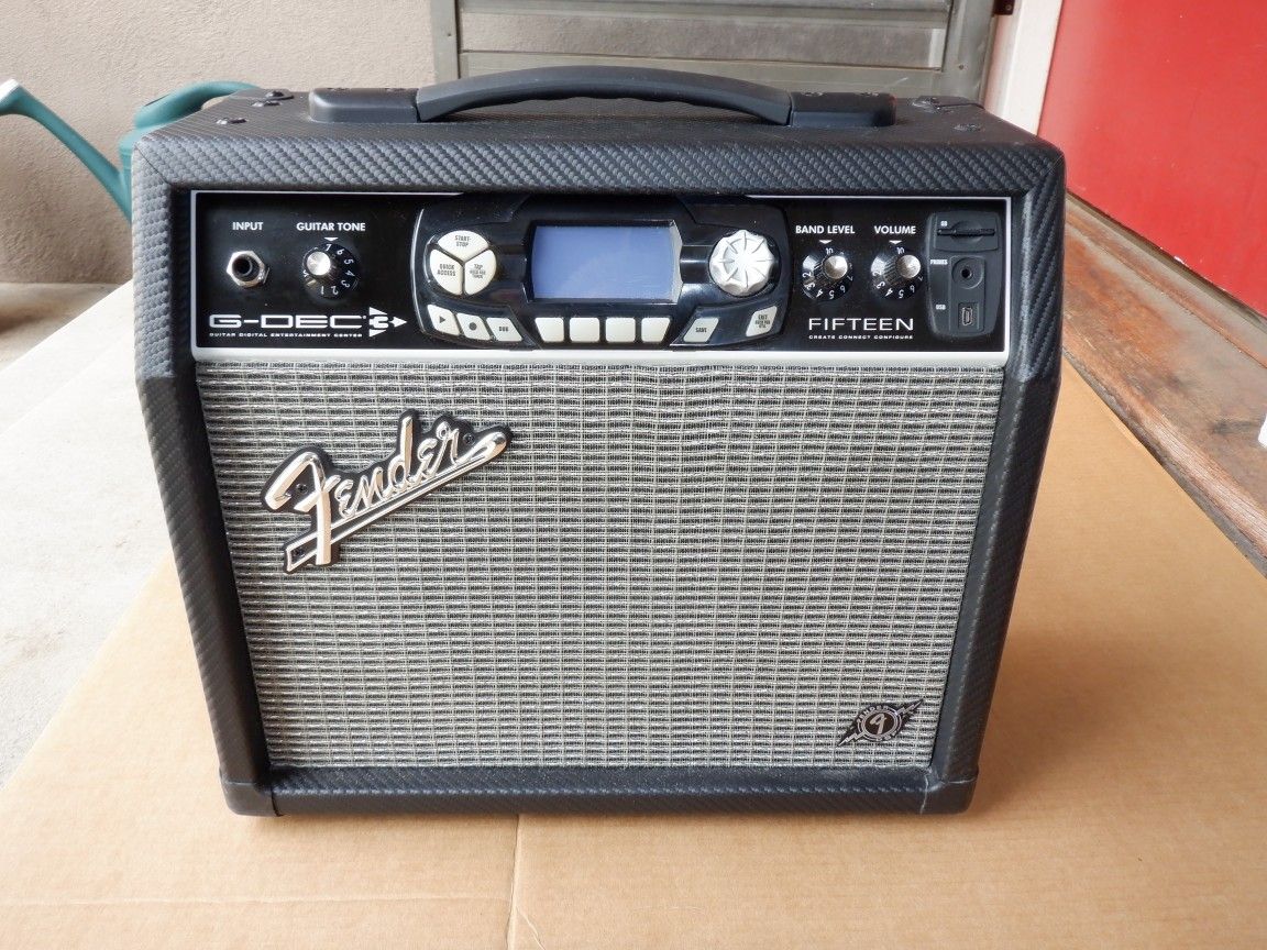 Fender G-Dec 3 , 15 Watt Amplifier