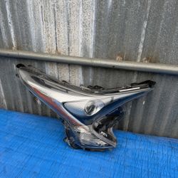 2016 2017 2018 Toyota Prius Right Passenger Side LED Headlight OEM (ORIGINAL)