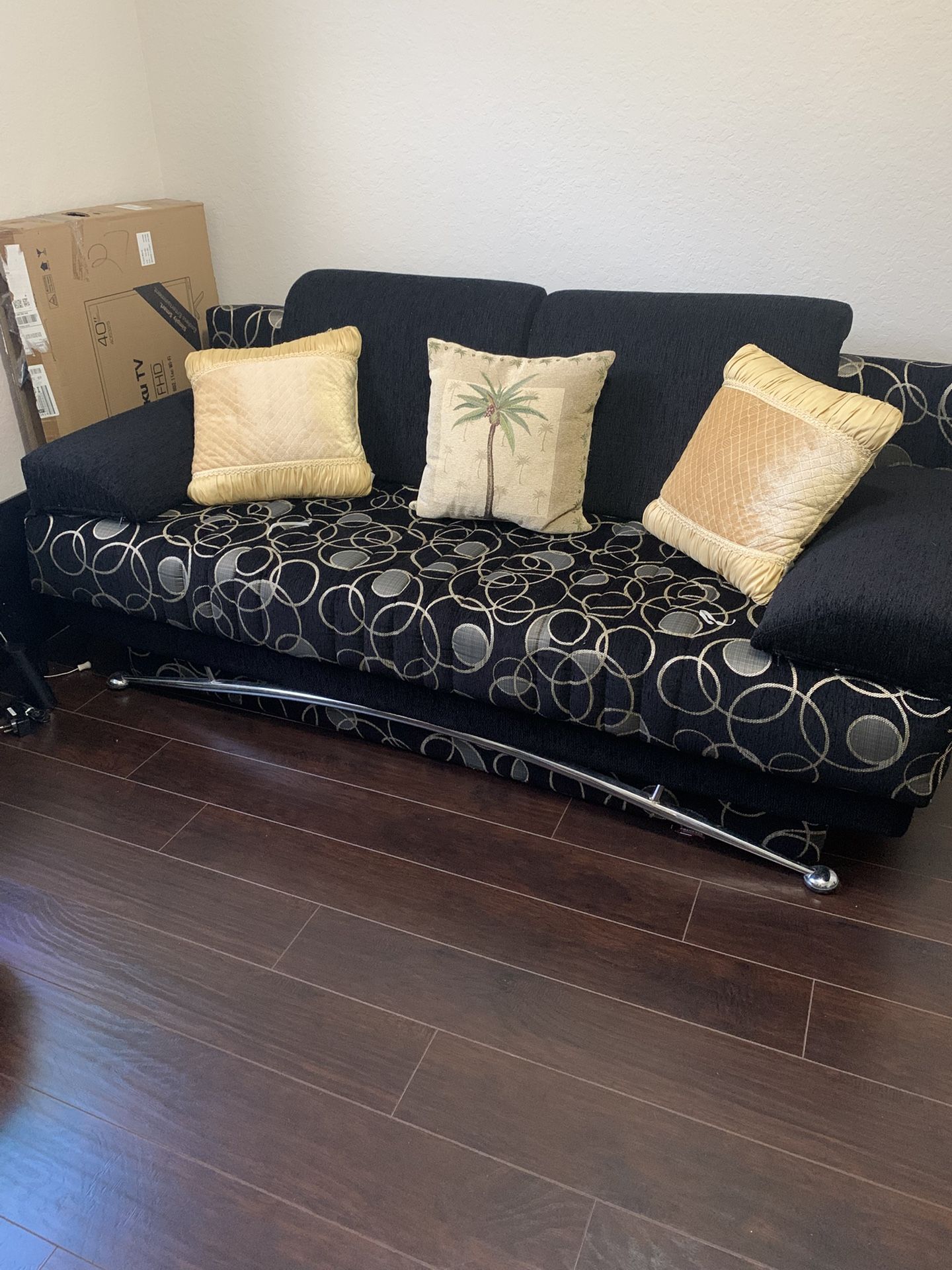 Queen Size Sofa Bed With Storage
