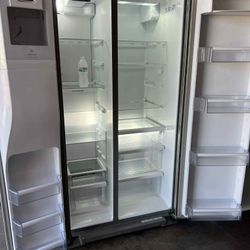 Whirlpool Refrigerator 