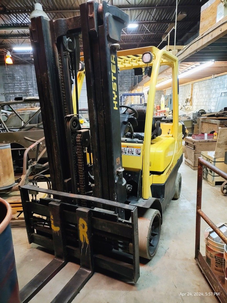 Forklift