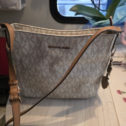 Michaels Kors Bag