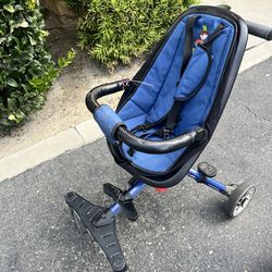 Compact foldable stroller