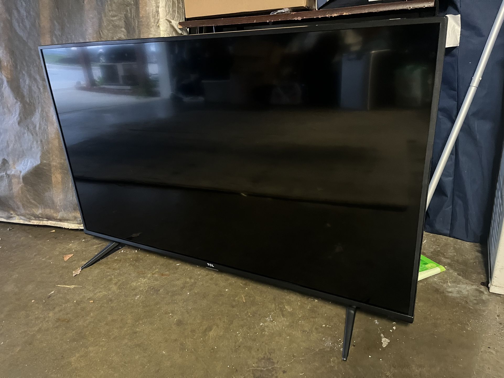TCL 50’’