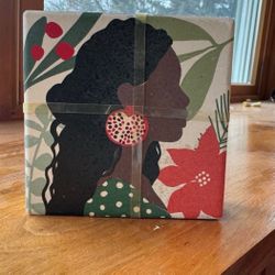 Victoria Barnes – Set of 4 Assorted Coasters (New)