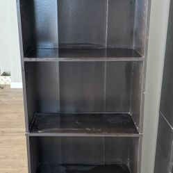Bookshelf 