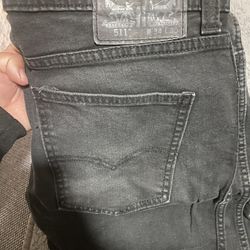 Black Levi’s Jeans