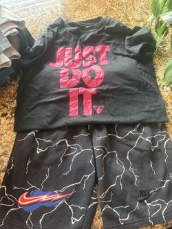 Nike outfit size 12