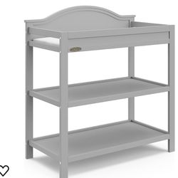 Crib / Toddler Bed/ DayBed & Changing Table