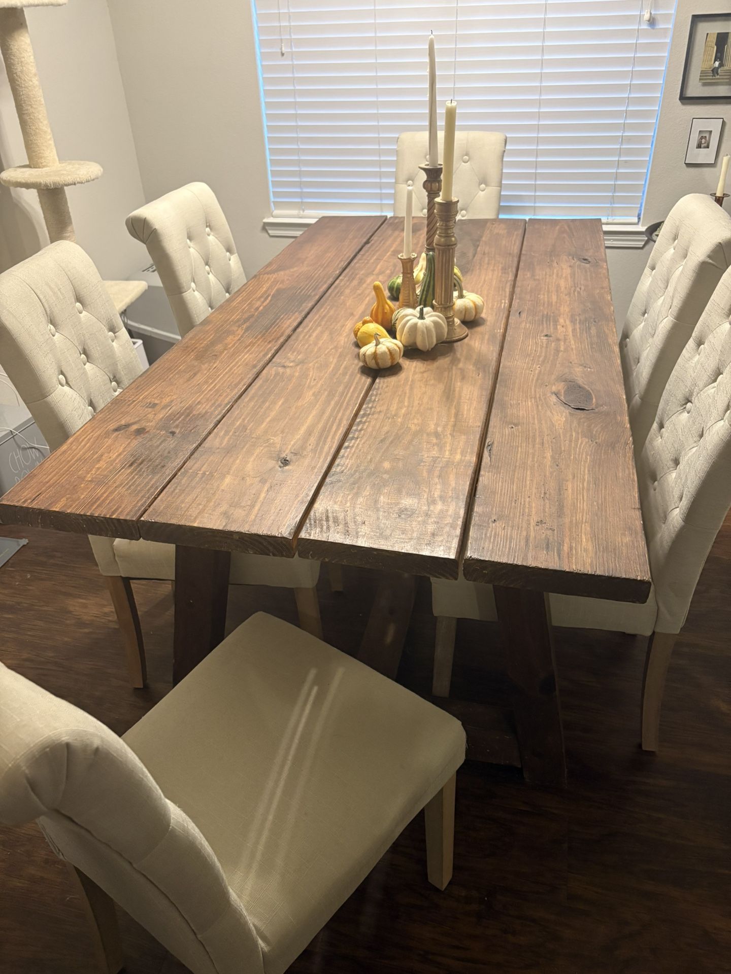 Wood Table & Chairs (6)