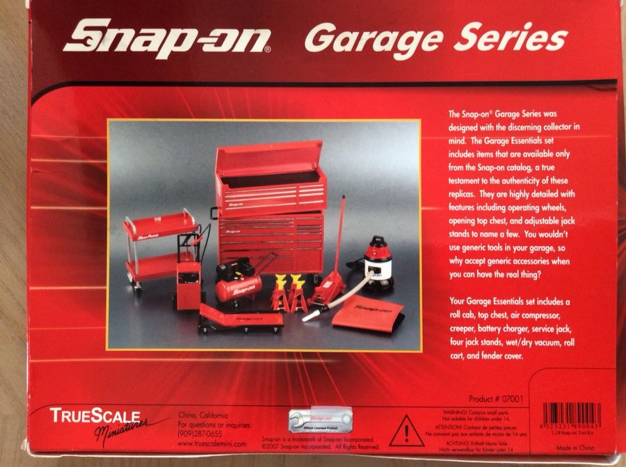 SNAP-ON TOOLS 1/18 SCALE GARAGE ESSENTIALS 13PCS GARAGE SERIES