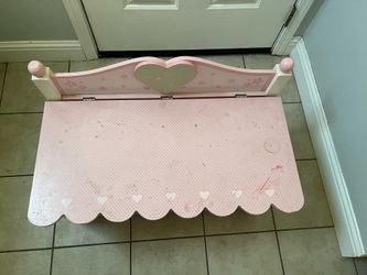 Kids toy chest