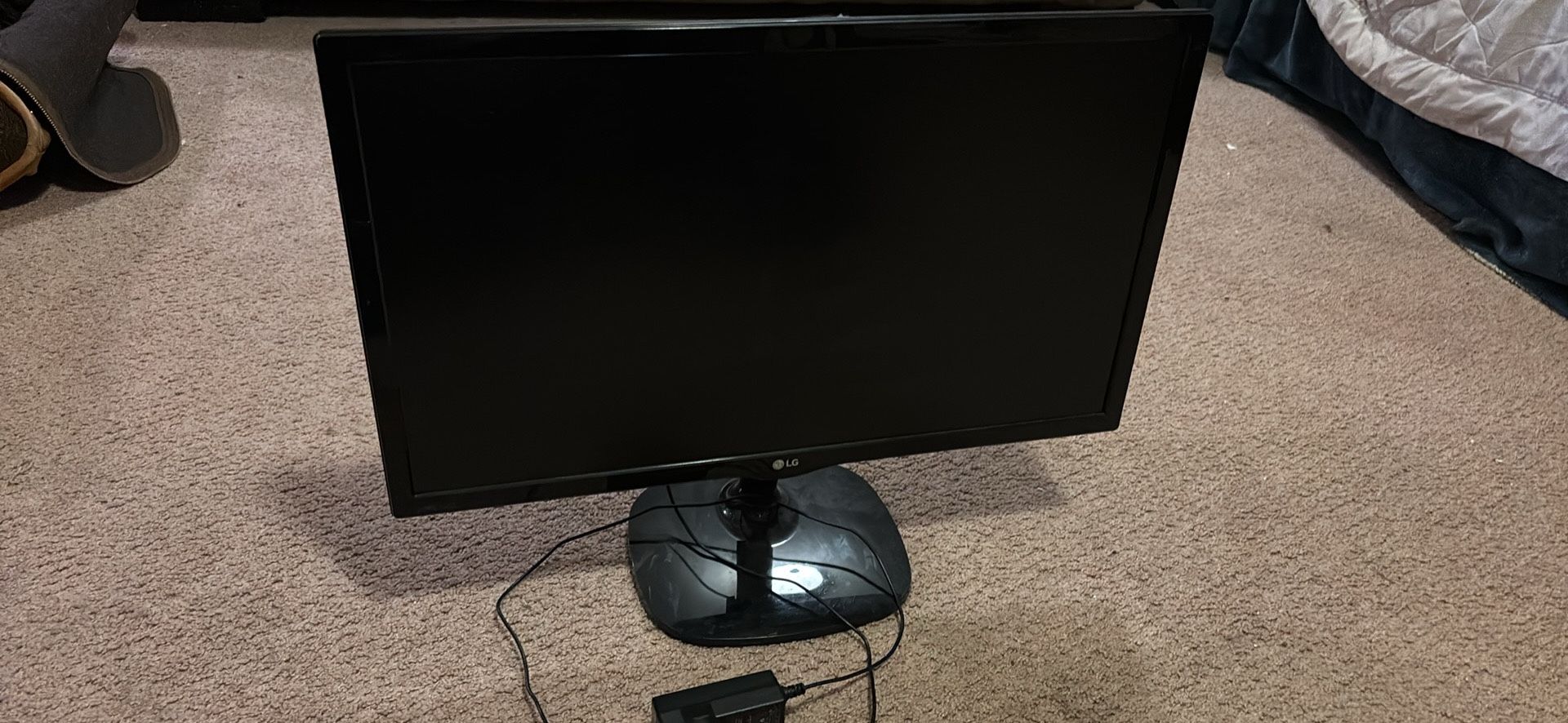 LG monitor