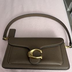 Tabby  Shoulder Bag 20 