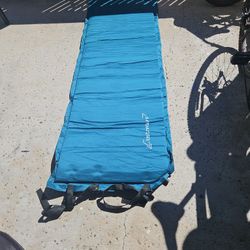 Clostnature self-inflating sleeping pad, a portable sleeping mat designed for camping and outdoor activities.