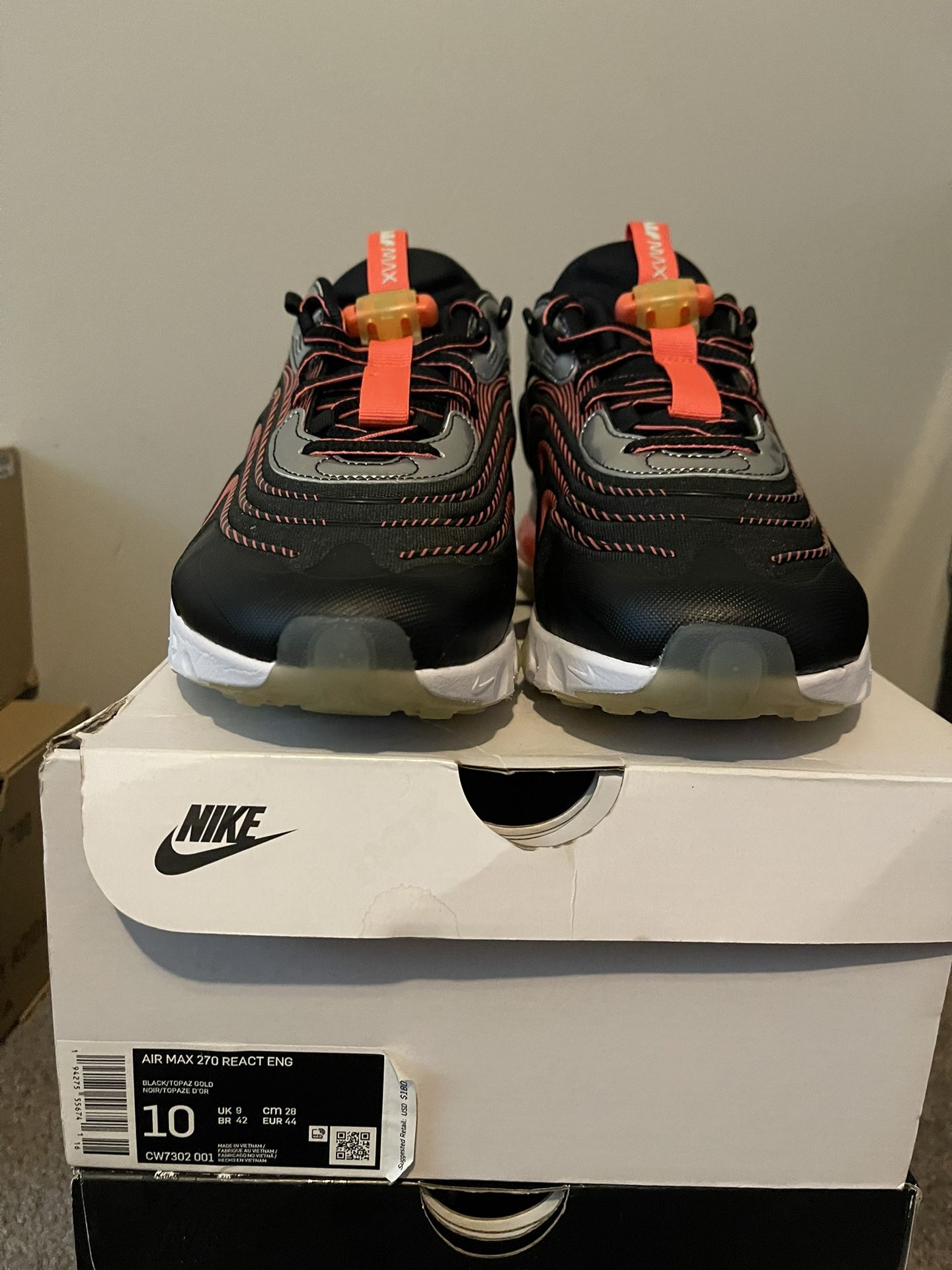 Nike Air Max 270 React Sz 10