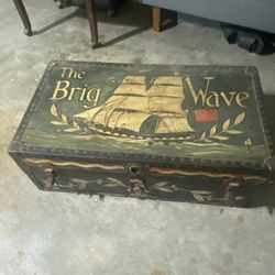 The Brig Wave Antique Trunk 2 Pictures 