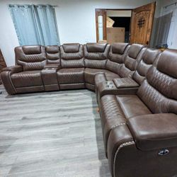 New Power Recliner Sectional Couch! Free Delivery 🚚! Financing Available! 