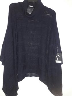 Light turtle neck poncho