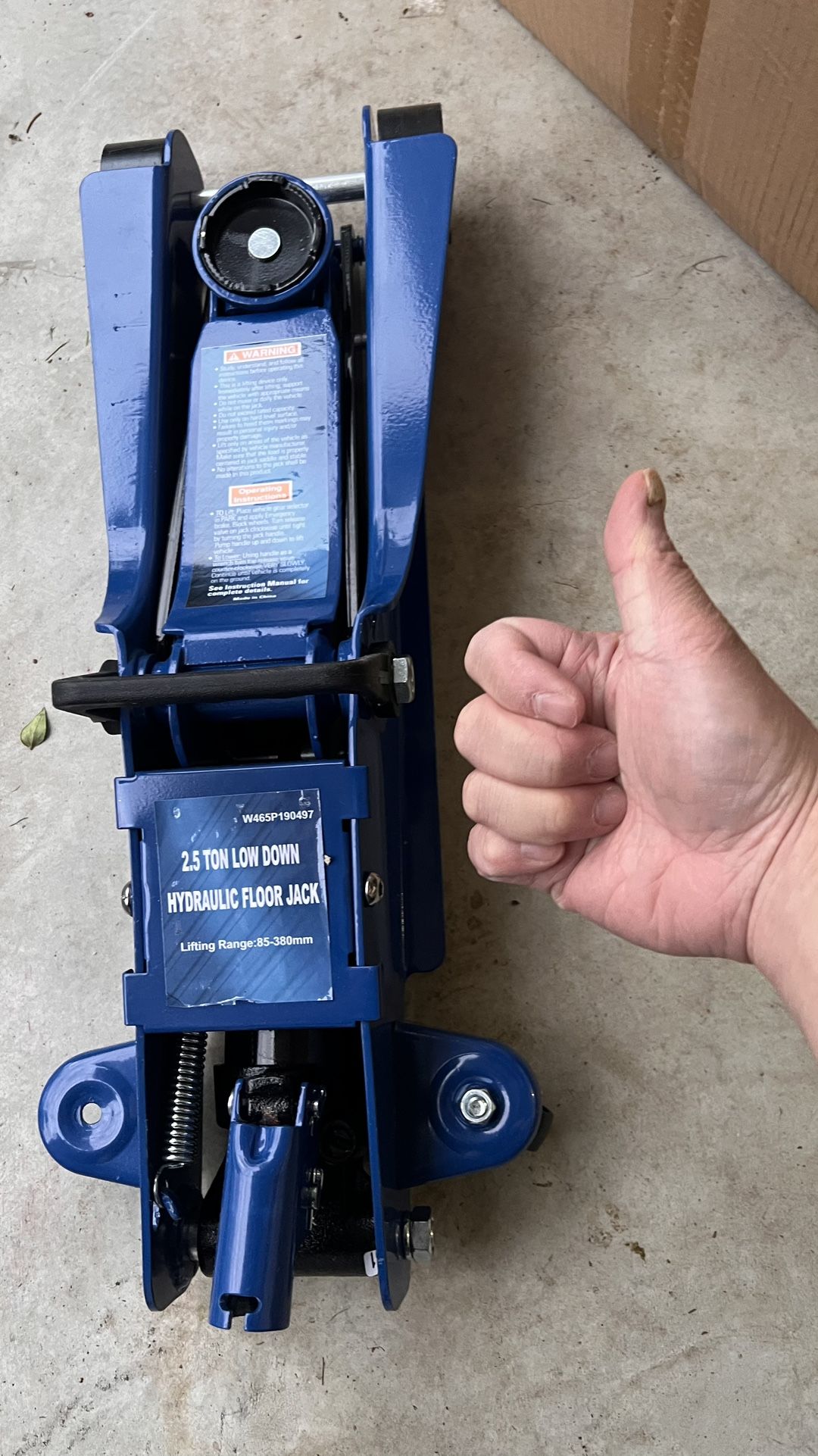 2.5 Ton Low Profile, Heavy-Duty Steel Racing Floor Jack with Single Piston Lift Pump, Lifting Range 3.5"-14.50"