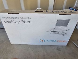 Versa Desk Riser
