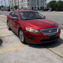 2011 Ford Taurus