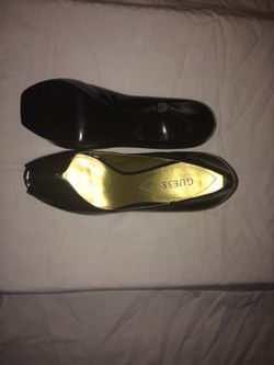 Guess BLACK platform pumps Size 9